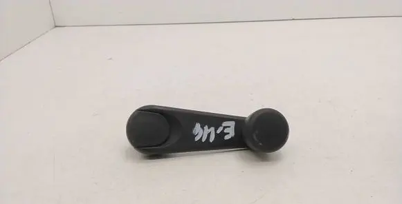 BMW 3 E46 Rear door window winding handle 80225032