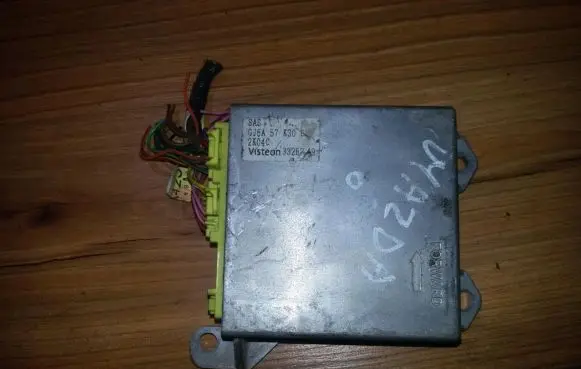 Mazda 6 Airbag control unit/module GJ6A57K30B 3326249