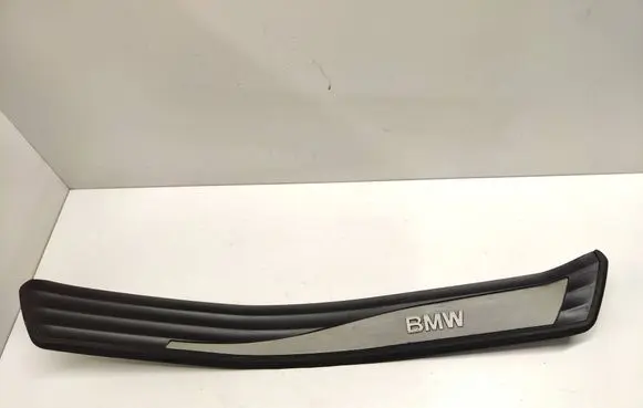 BMW 5 E60 E61 Rear sill trim cover 7034306 7074512 51477034306