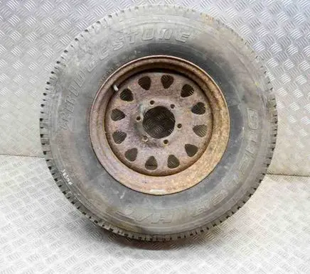 Mitsubishi L200 R12 spare wheel 