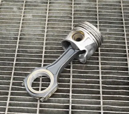 Mercedes-Benz Sprinter W906 Piston A6460300220 A6460300917