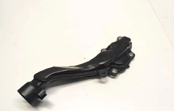 Mercedes-Benz C AMG W205 Breather/breather pipe/hose A1770100504