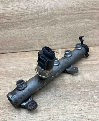 Audi A4 S4 B7 8E 8H Fuel main line pipe 059130089AA 059130758J WITHPLUG
