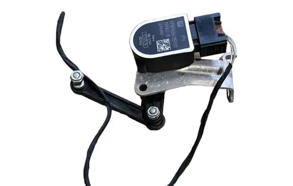 BMW M6 Headlight/headlamp level sensor 6861351 25916010 37146861351