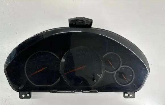 Mitsubishi Grandis Speedometer (instrument cluster) 8100A737