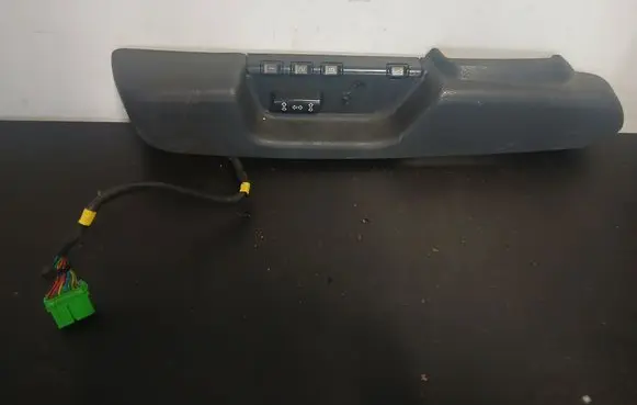 Volvo XC90 Seat control switch 9174419