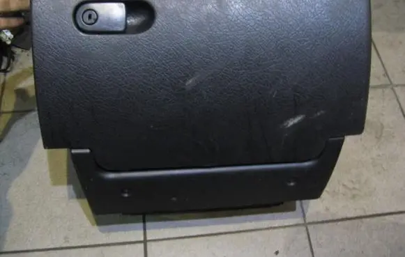 Opel Vectra B Glove box set 90503555