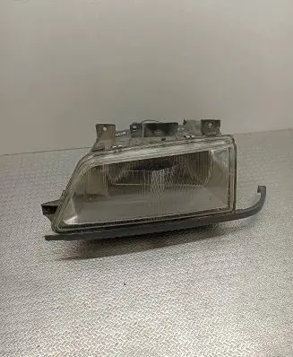 Peugeot 405 Headlight lense 7R0186011 86011