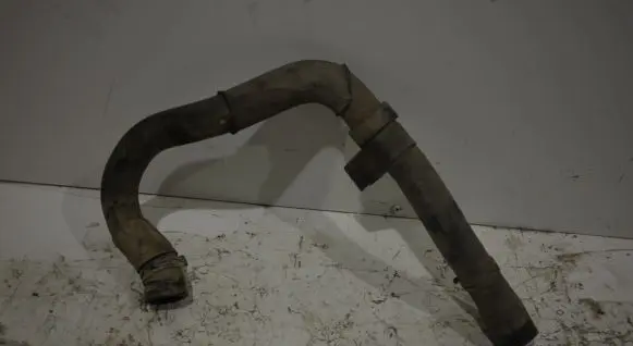 Volkswagen Tiguan Engine coolant pipe/hose