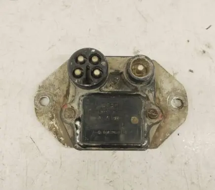 Mercedes-Benz W123 Ignition amplifier control unit 0025451832 A0025451832 0227100114