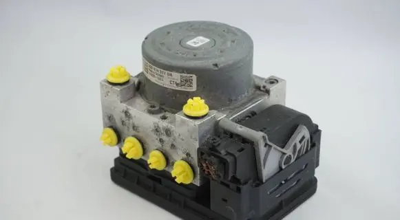 Volkswagen PASSAT B8 ABS Pump 5Q0614517DA 28515876513