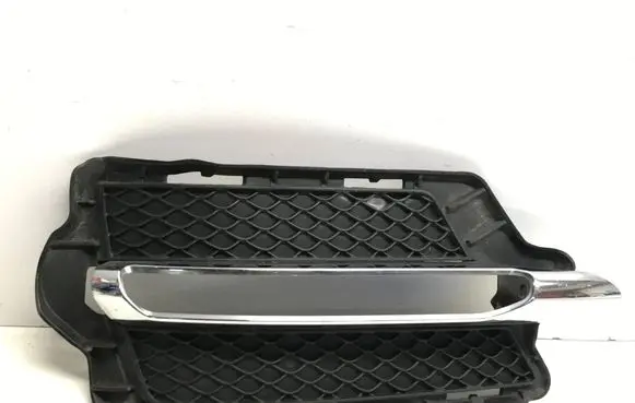 Mercedes-Benz GLK (X204) Front bumper lower grill A2048852322