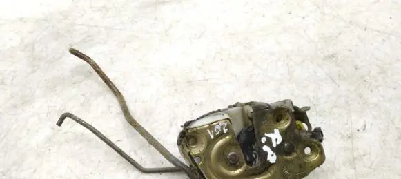 Mitsubishi Colt Front door lock 