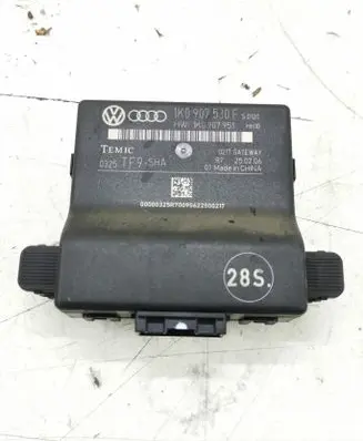 Skoda Octavia Mk2 (1Z) Gateway control module 1K0907530E 1K0907530F 1K0907951