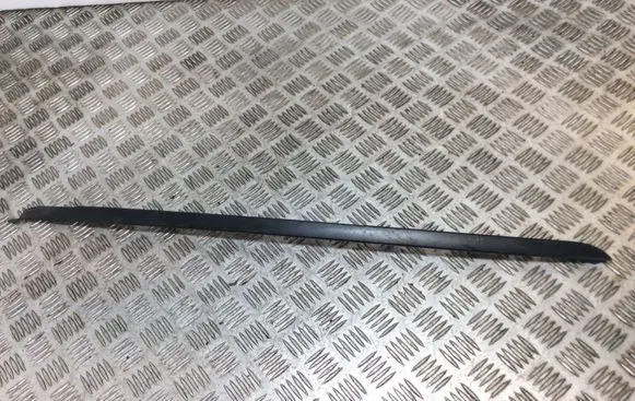 Windshield trim