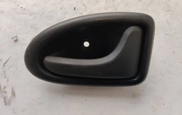 Renault Trafic I Front door interior handle 8200028995 99035101