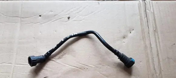 Volvo V40 Clutch pipe/line 