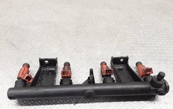Fuel injectors set
