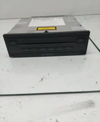 Audi A6 S6 C6 4F CD/DVD changer 4F0035110A AA001001 4F0035110