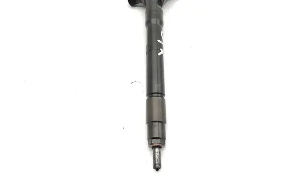 Mazda 6 Fuel injector SH0113H50