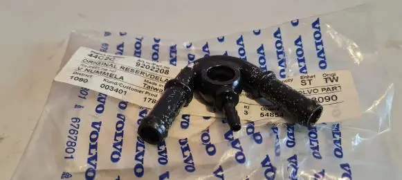 Breather/breather pipe/hose