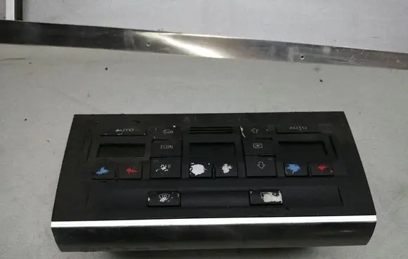Audi A4 S4 B6 8E 8H Climate control unit 8E0820043