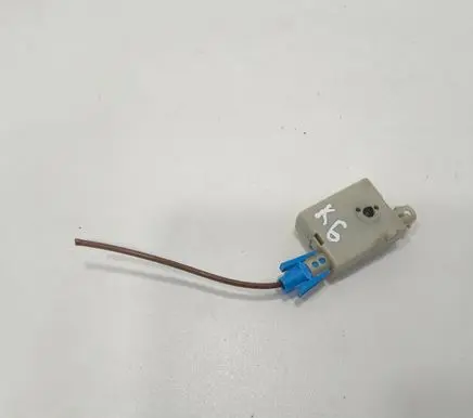 BMW 5 F10 F11 Antenna control unit 911826206