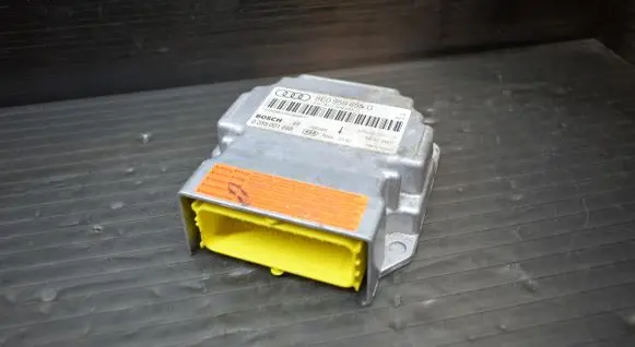 Audi A4 S4 B7 8E 8H Airbag control unit/module 8E0959655G