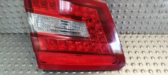 Mercedes-Benz E W212 Tailgate rear/tail lights