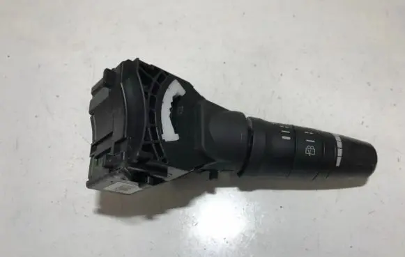 Nissan X-Trail T30 Wiper control stalk 252608h905 4227