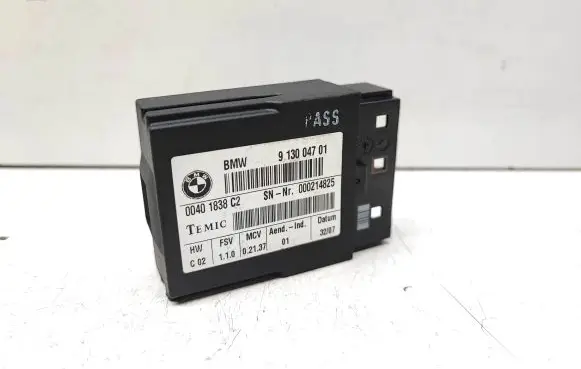BMW 3 E92 E93 Seat belt warning relay 9130047