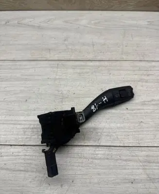 Audi A3 S3 8P Wiper control stalk 8P0953519A CZK03