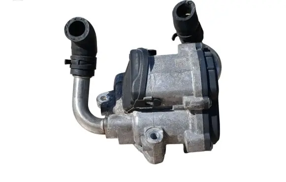 Volkswagen PASSAT B8 EGR valve 04L131501