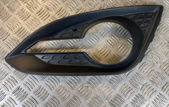 Hyundai i30 Front bumper lower grill 86563A6330