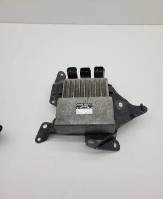 Lexus IS 220D-250-350 Fuel injection control unit/module 8987120070 1310001371