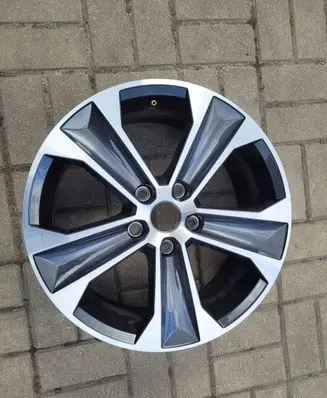 Seat Ateca R17 alloy rim 575601025C 575601025K 575601025AA