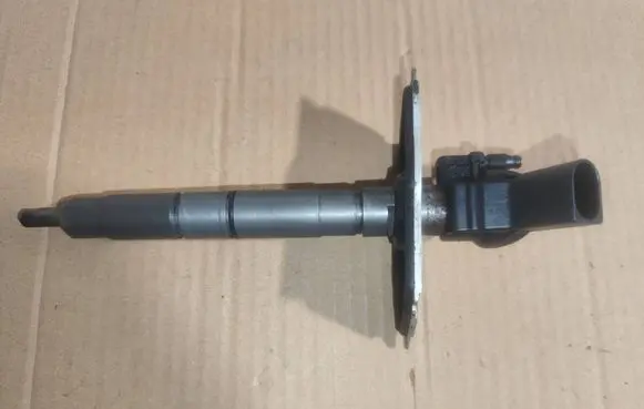 Audi A6 S6 C6 4F Fuel injector 0591302177Q 640428 0445115004