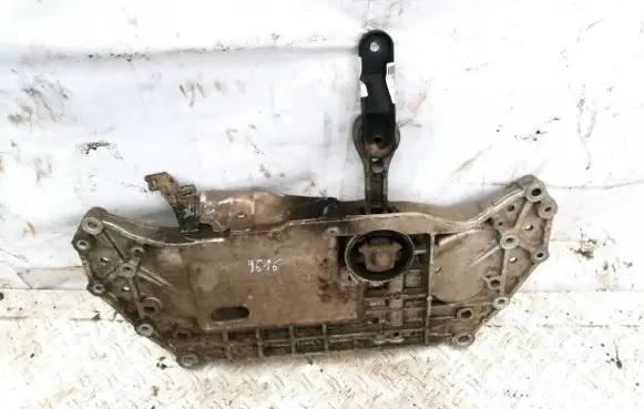 Volkswagen Golf V Front subframe 1K0199369F