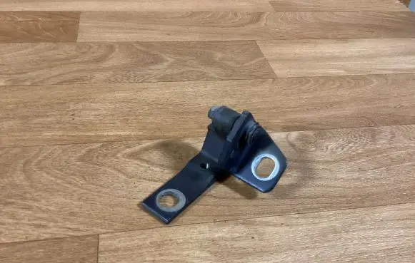 Ford C-MAX II Front door upper hinge AM51U22800AC