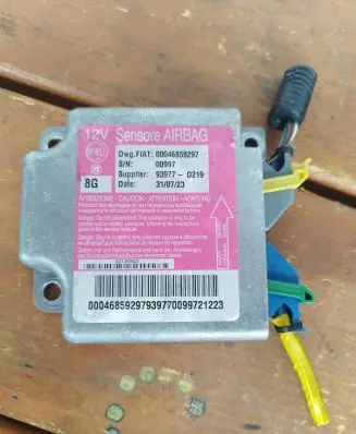 Opel Movano C Airbag control unit/module 00046859297