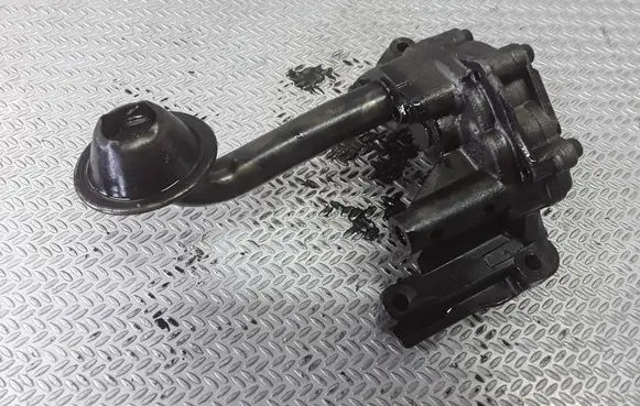 Skoda Octavia Mk1 (1U) Oil pump 