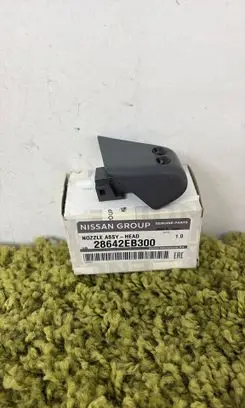 Nissan Navara D40 Headlight washer spray nozzle 28642EB300