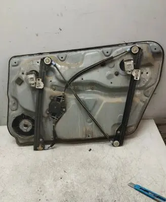 Volkswagen PASSAT B5 Front window lifting mechanism without motor 3B4837755D