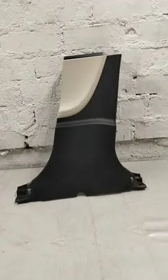 Tesla Model S (B) pillar trim (bottom) 102077000e