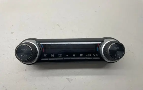Toyota RAV 4 (XA50) Climate control unit 75K607 5590042580 6084080