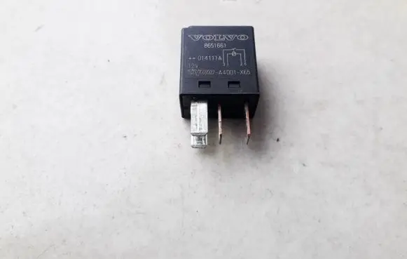 Volvo S60 Other relay 8651661 014111A