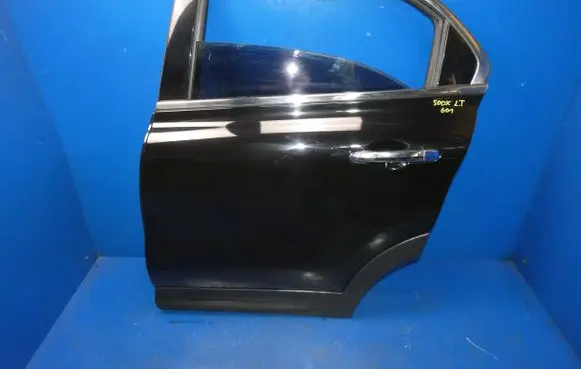 Fiat 500X Rear door 