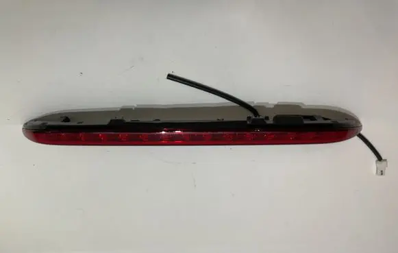 KIA Ceed Third/center stoplight 92700J71