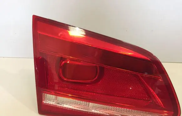 Volkswagen PASSAT B7 Tailgate rear/tail lights 3AF945093C