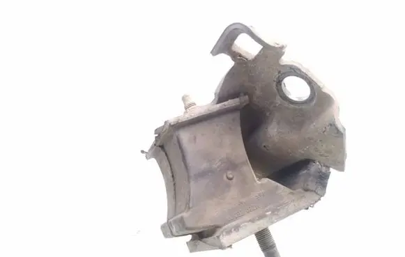 Nissan Navara D40 Engine mount bracket 11220EB300